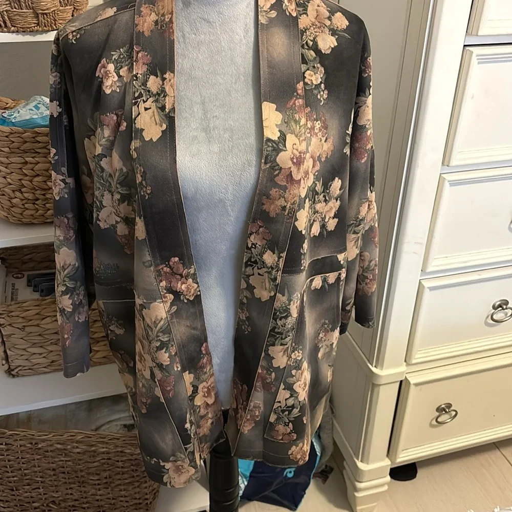 SOLITARE by Anthropologie beautiful jacket. Warm rich color Size Large. NWOT. - Picture 8 of 9